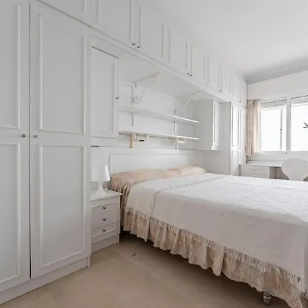 Ct 176 - Faro's King Of The Sea Apartment Fuengirola